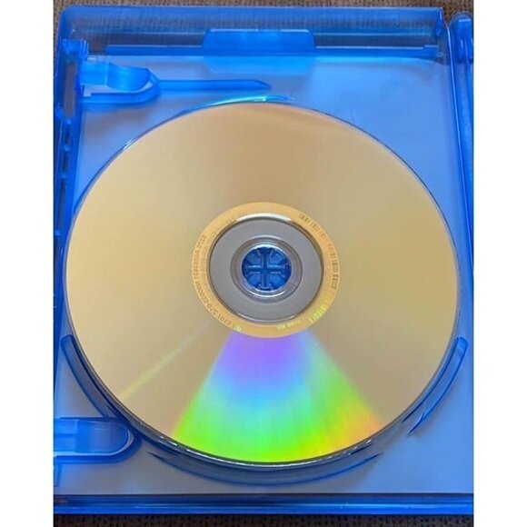 Long Shot (Blu-ray/DVD) - No Digital - Picture 4 of 6